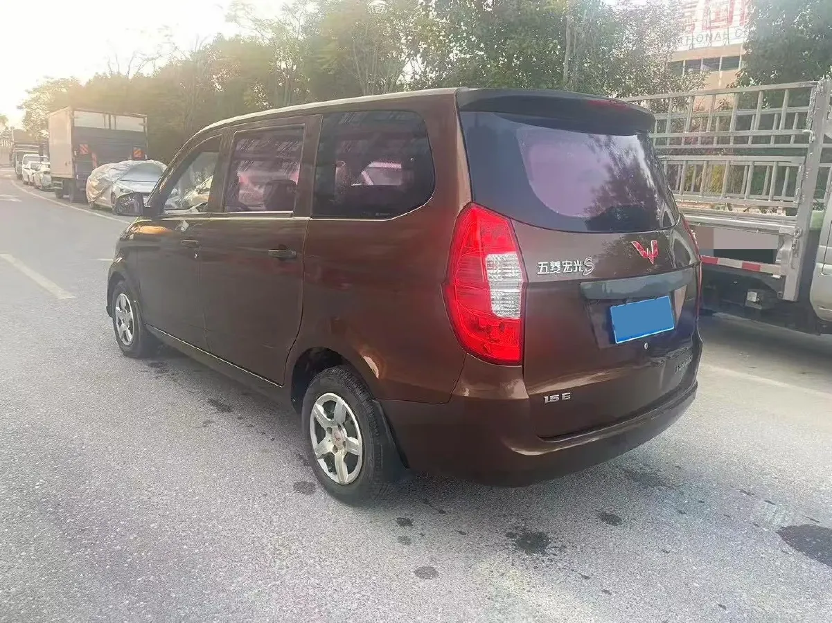2018 WuLing HongGuang 1.5L 105HP L4 5MT,autocango,china used car exporter,china ev exporter,chinese used car exporter,chinese used ev exporter