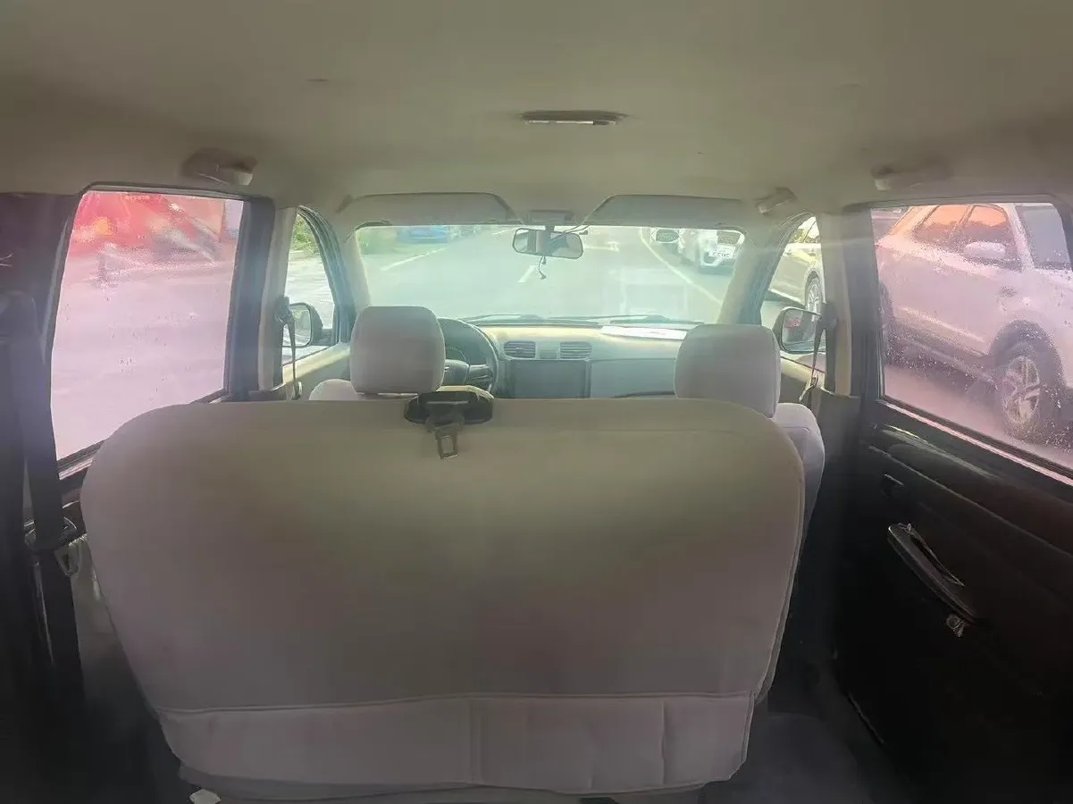 2018 WuLing HongGuang 1.5L 105HP L4 5MT,autocango,china used car exporter,china ev exporter,chinese used car exporter,chinese used ev exporter