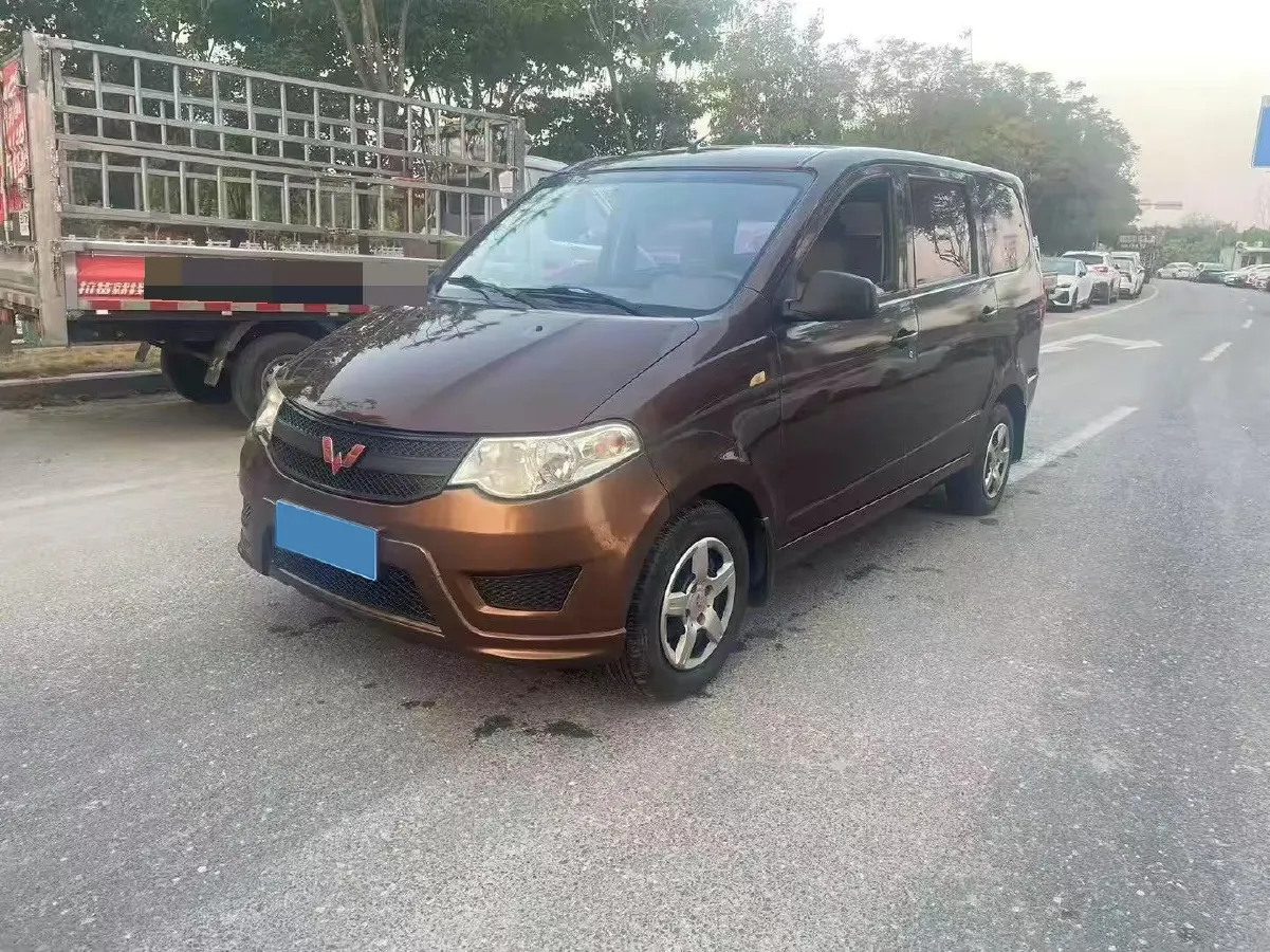 2018 WuLing HongGuang 1.5L 105HP L4 5MT,autocango,china used car exporter,china ev exporter,chinese used car exporter,chinese used ev exporter