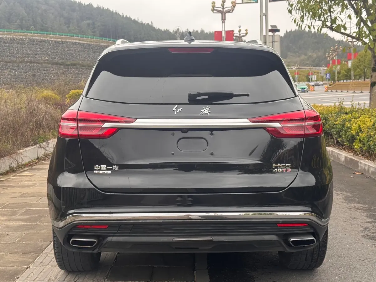 2022 HongQi HS5 2.0T 224HP L4 6AT,autocango,china used car exporter,china ev exporter,chinese used car exporter,chinese used ev exporter