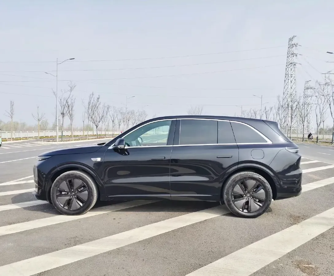 2024 Li L6 Range Extended 154HP L4 REEV 36.8KWH,autocango,china used car exporter,china ev exporter,chinese used car exporter,chinese used ev exporter
