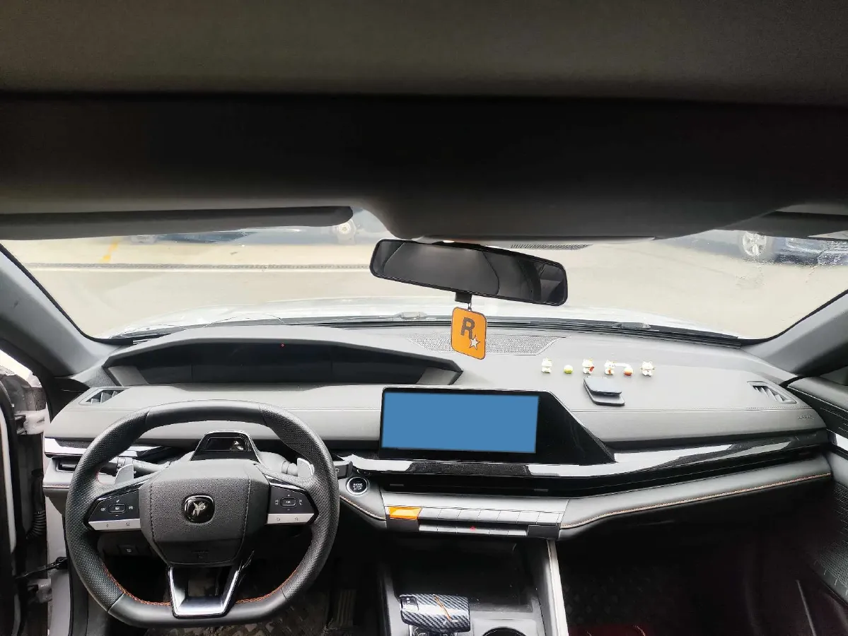 2023 ChangAn UNI-V 1.5T 188HP L4 7DCT,autocango,china used car exporter,china ev exporter,chinese used car exporter,chinese used ev exporter