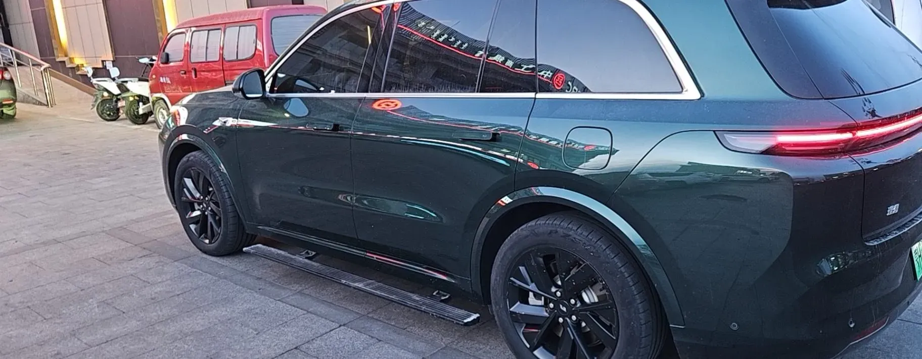 2023 Li L8 Range Extended 154HP REEV 40.9KWH,autocango,china used car exporter,china ev exporter,chinese used car exporter,chinese used ev exporter