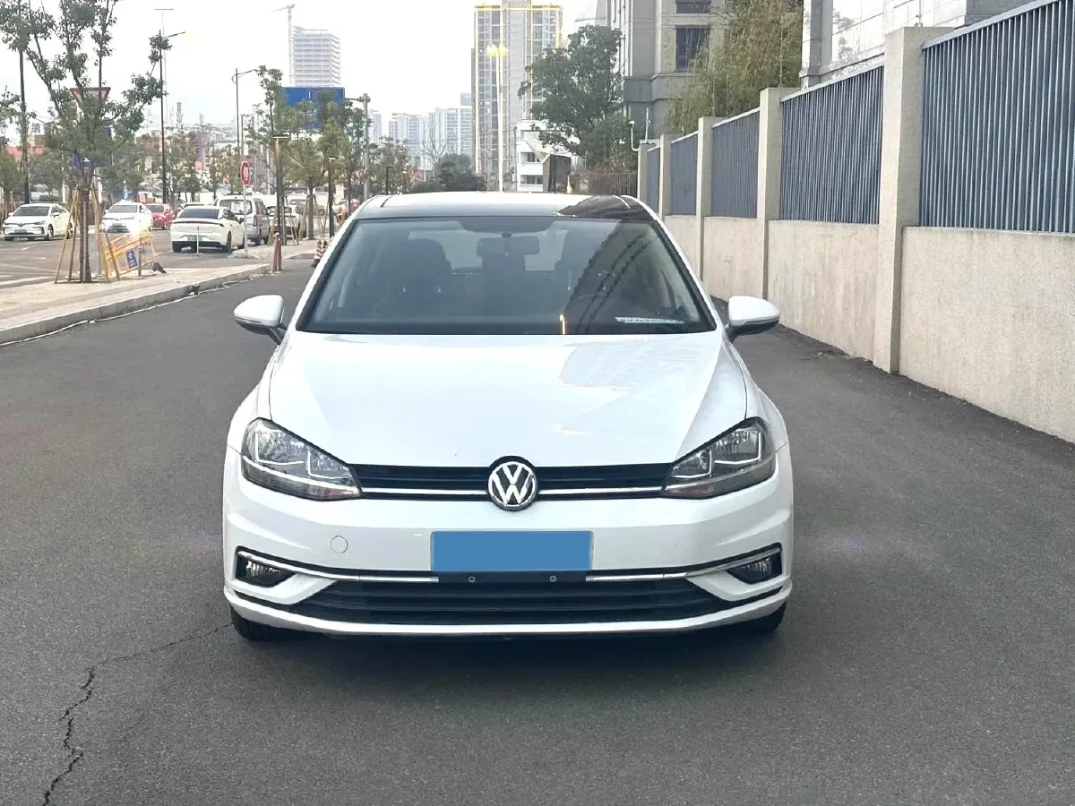 2018 Volkswagen Golf 1.6L 110HP L4 6AT,autocango,china used car exporter,china ev exporter,chinese used car exporter,chinese used ev exporter