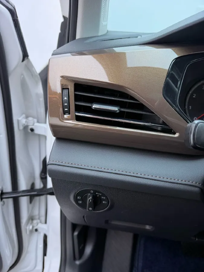 2021 Volkswagen Tharu 1.4T 150HP L4 7DCT,autocango,china used car exporter,china ev exporter,chinese used car exporter,chinese used ev exporter