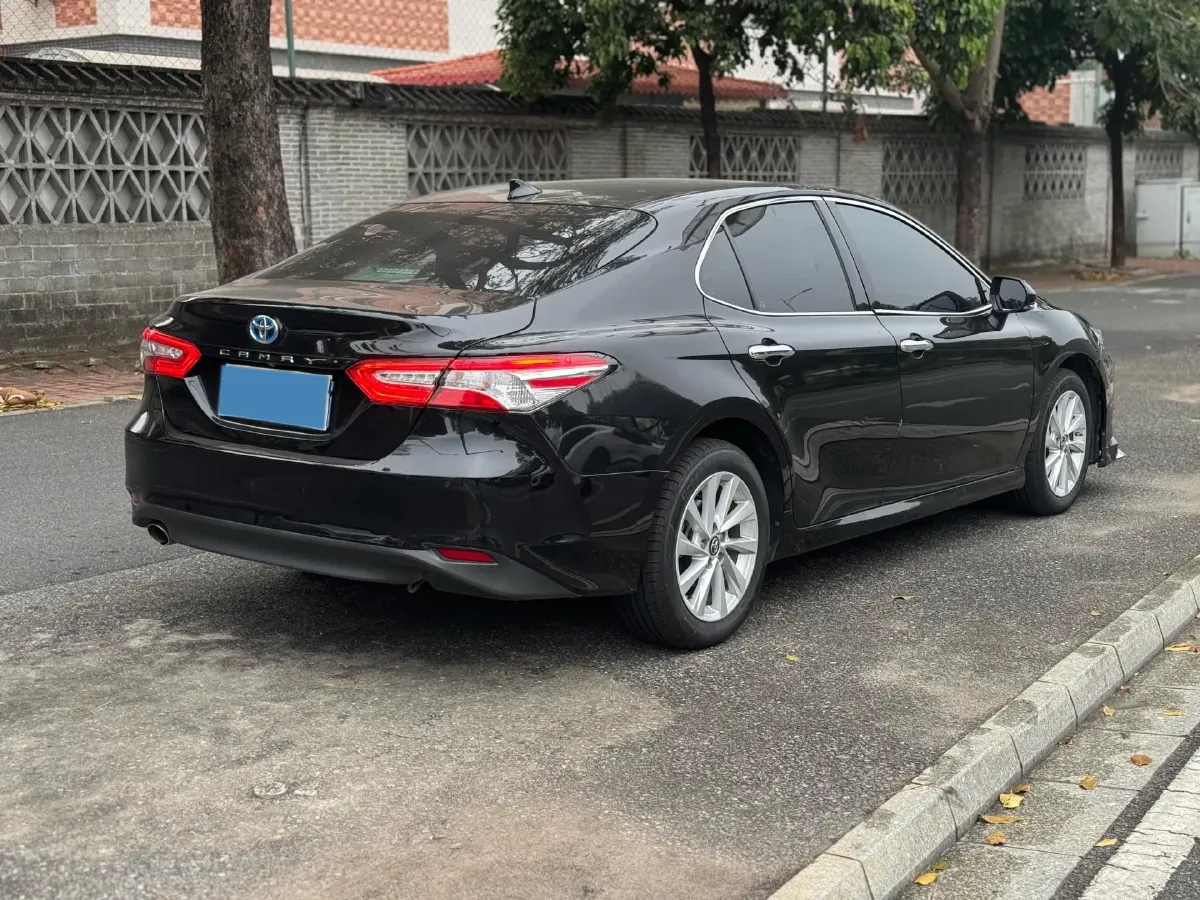 2021 Toyota Camry 2.5L 178HP L4 E-CVT Hybrid,autocango,china used car exporter,china ev exporter,chinese used car exporter,chinese used ev exporter