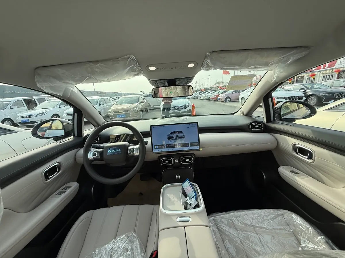 2025 Aion AION UT BEV,autocango,china used car exporter,china ev exporter,chinese used car exporter,chinese used ev exporter