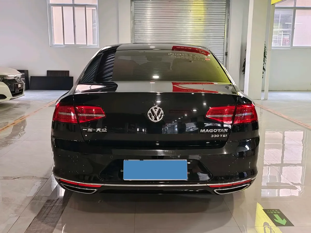 2018 Volkswagen Magotan 1.8T 180HP L4 7DCT,autocango,china used car exporter,china ev exporter,chinese used car exporter,chinese used ev exporter
