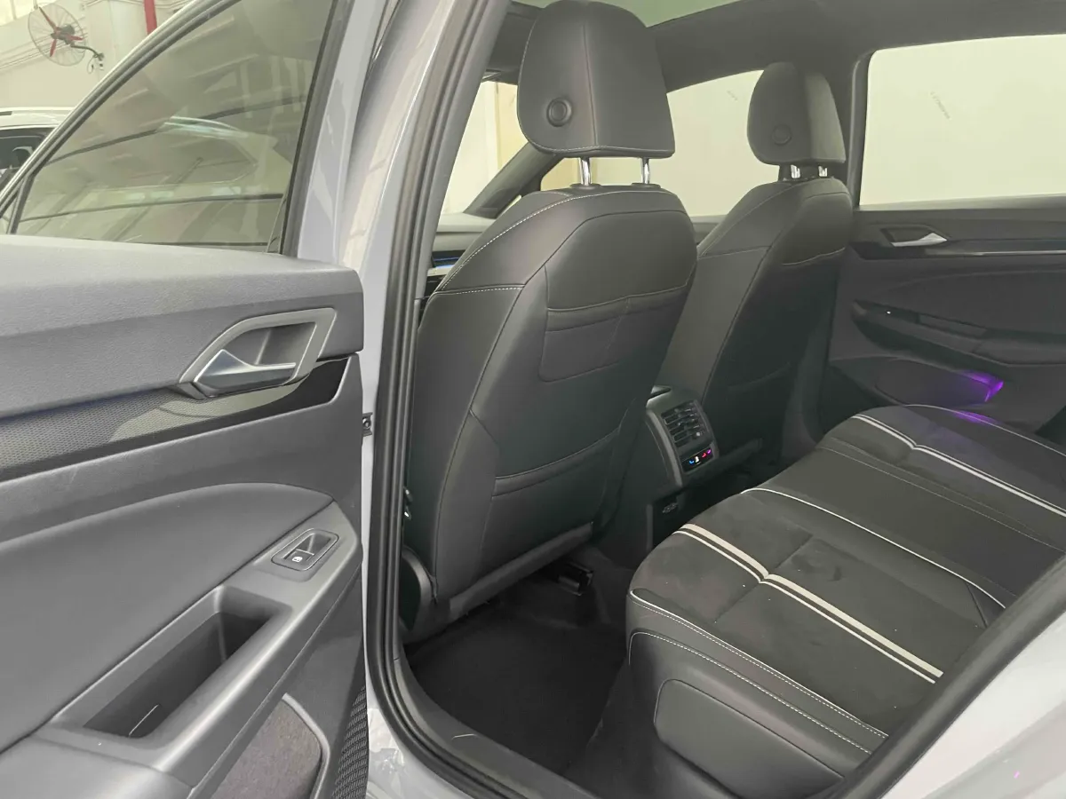 2021 Volkswagen Golf 1.4T 150HP L4 7DCT,autocango,china used car exporter,china ev exporter,chinese used car exporter,chinese used ev exporter