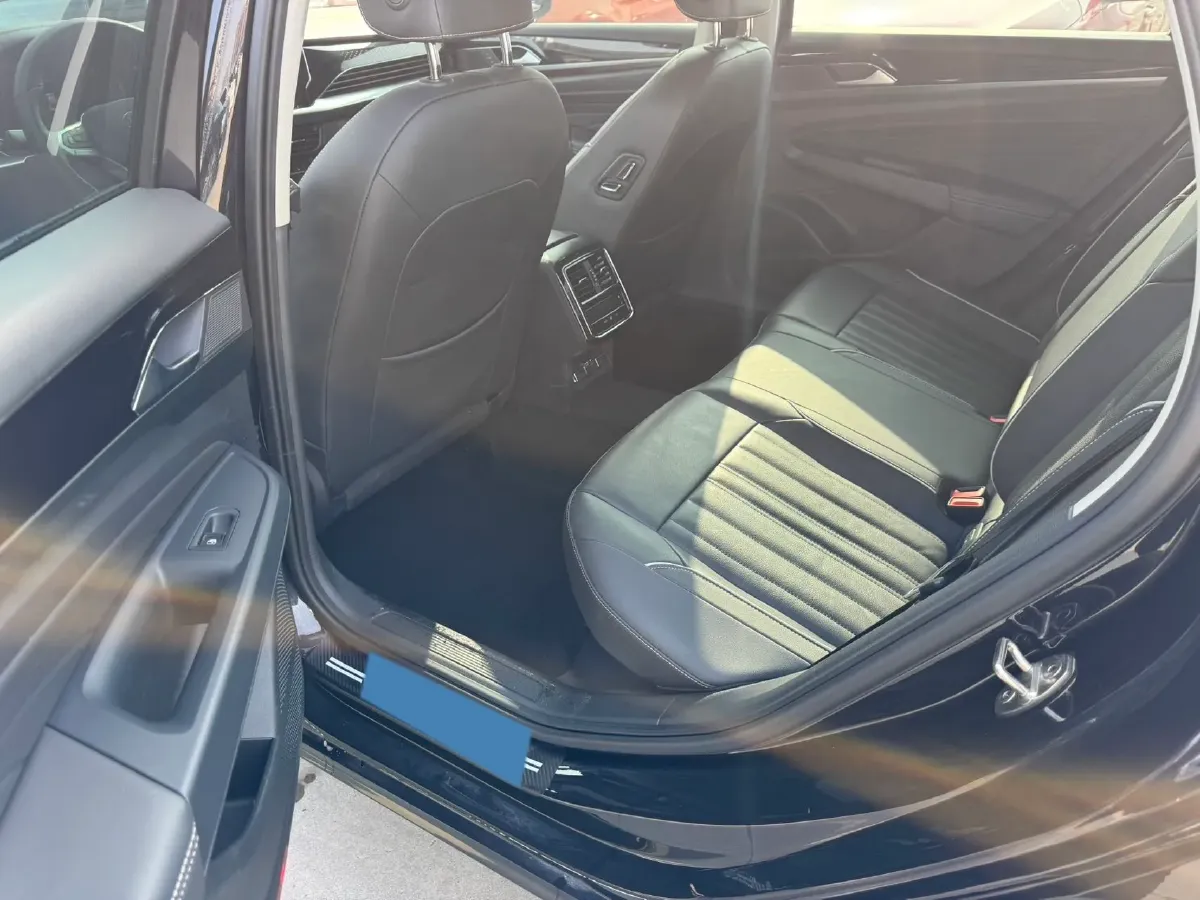 2022 Skoda Kodiak GT 2.0T 186HP L4 7DCT,autocango,china used car exporter,china ev exporter,chinese used car exporter,chinese used ev exporter