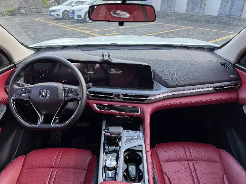 2022 ChangAn CS75 Plus 1.5T 178HP L4 6AT,autocango,china used car exporter,china ev exporter,chinese used car exporter,chinese used ev exporter