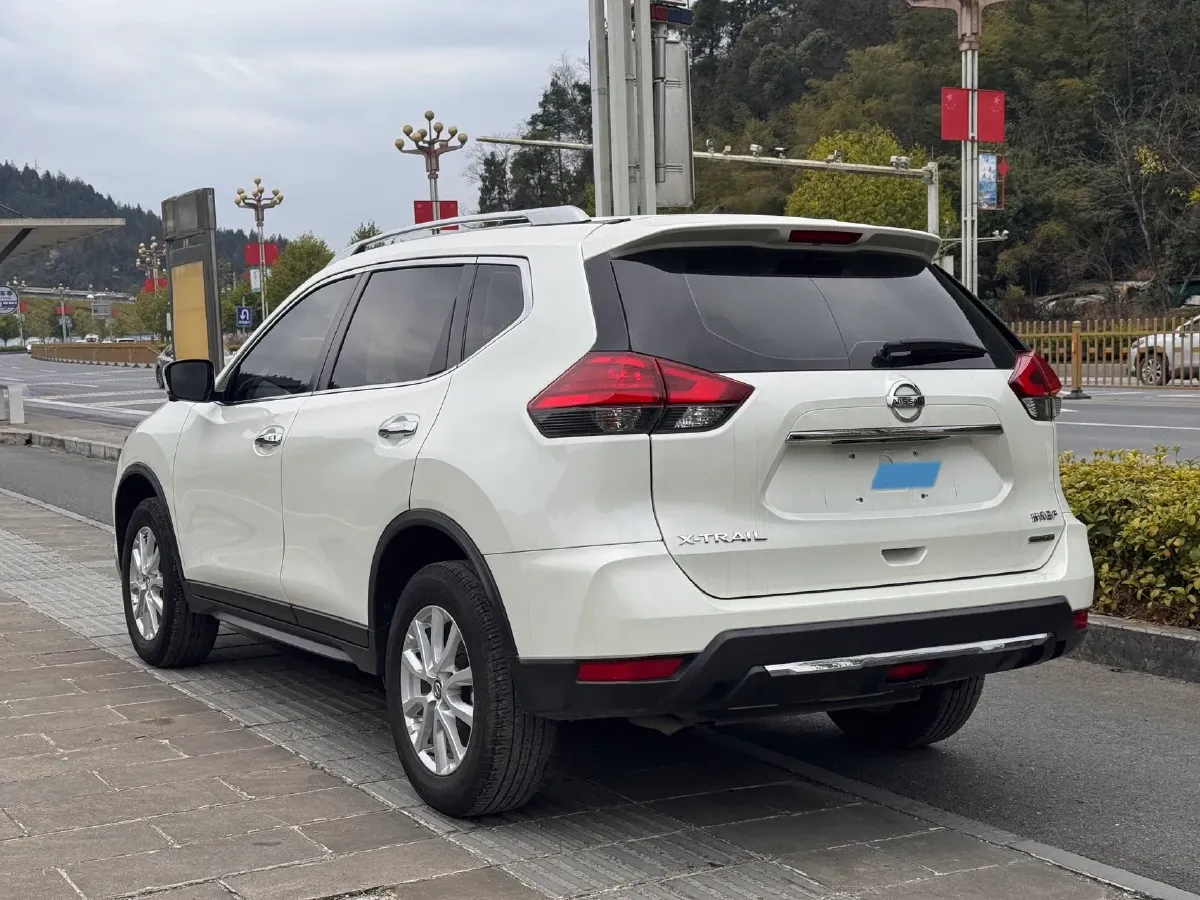 2019 Nissan X-Trail 2.0L 154HP L4 CVT,autocango,china used car exporter,china ev exporter,chinese used car exporter,chinese used ev exporter