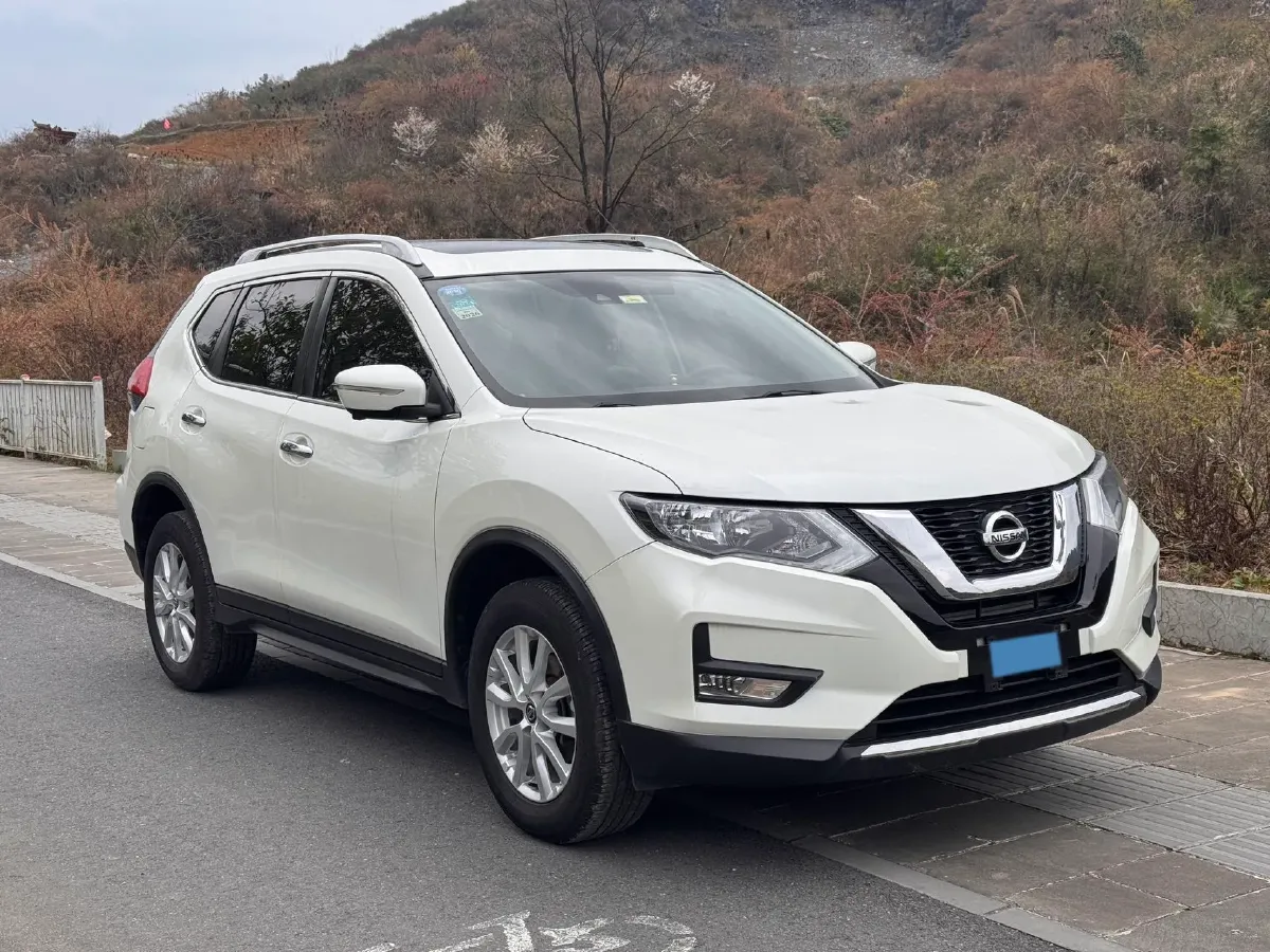 2019 Nissan X-Trail 2.0L 154HP L4 CVT,autocango,china used car exporter,china ev exporter,chinese used car exporter,chinese used ev exporter