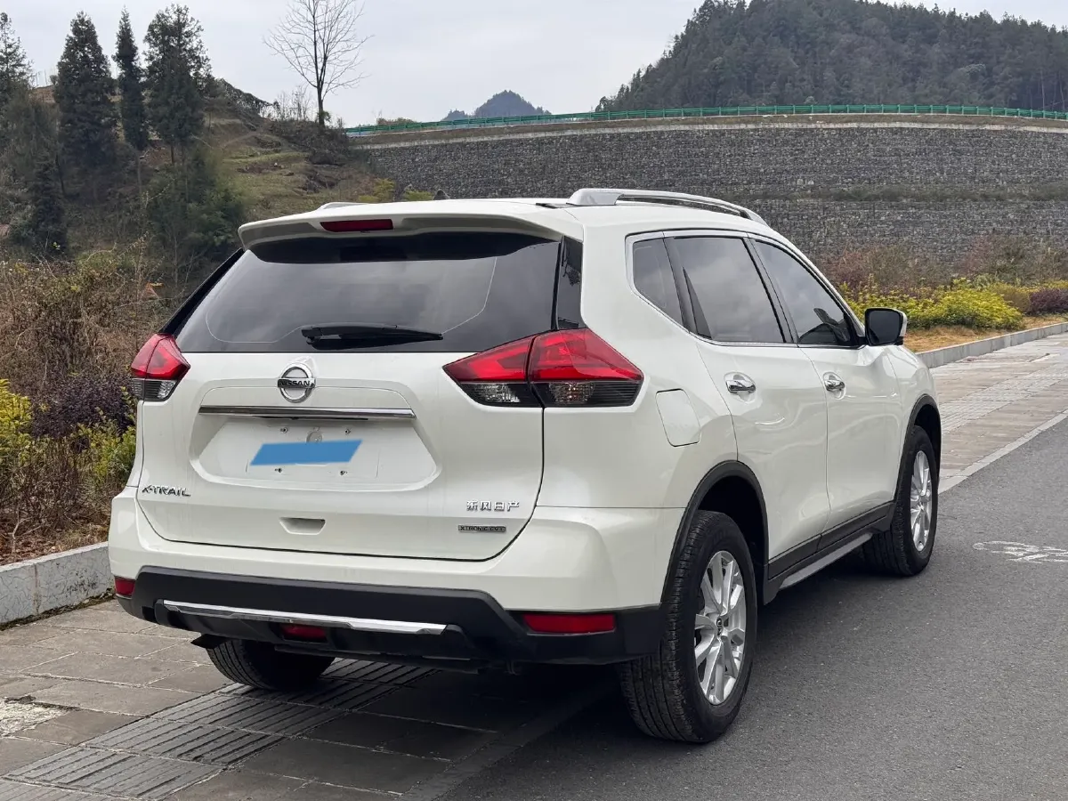 2019 Nissan X-Trail 2.0L 154HP L4 CVT,autocango,china used car exporter,china ev exporter,chinese used car exporter,chinese used ev exporter