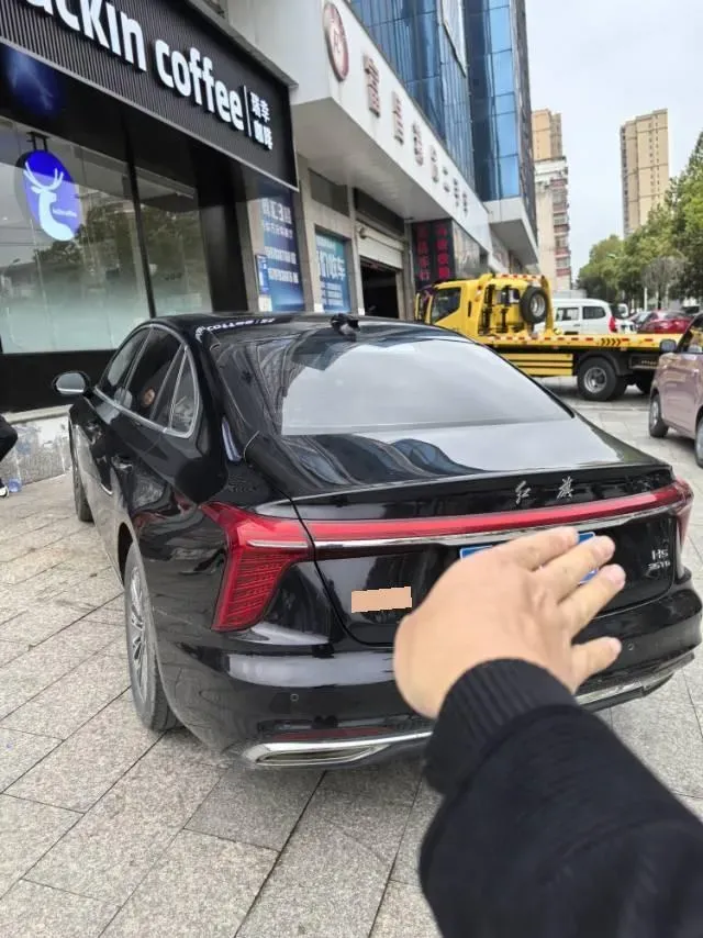 2023 HongQi H5 1.5T 169HP L4 7DCT,autocango,china used car exporter,china ev exporter,chinese used car exporter,chinese used ev exporter