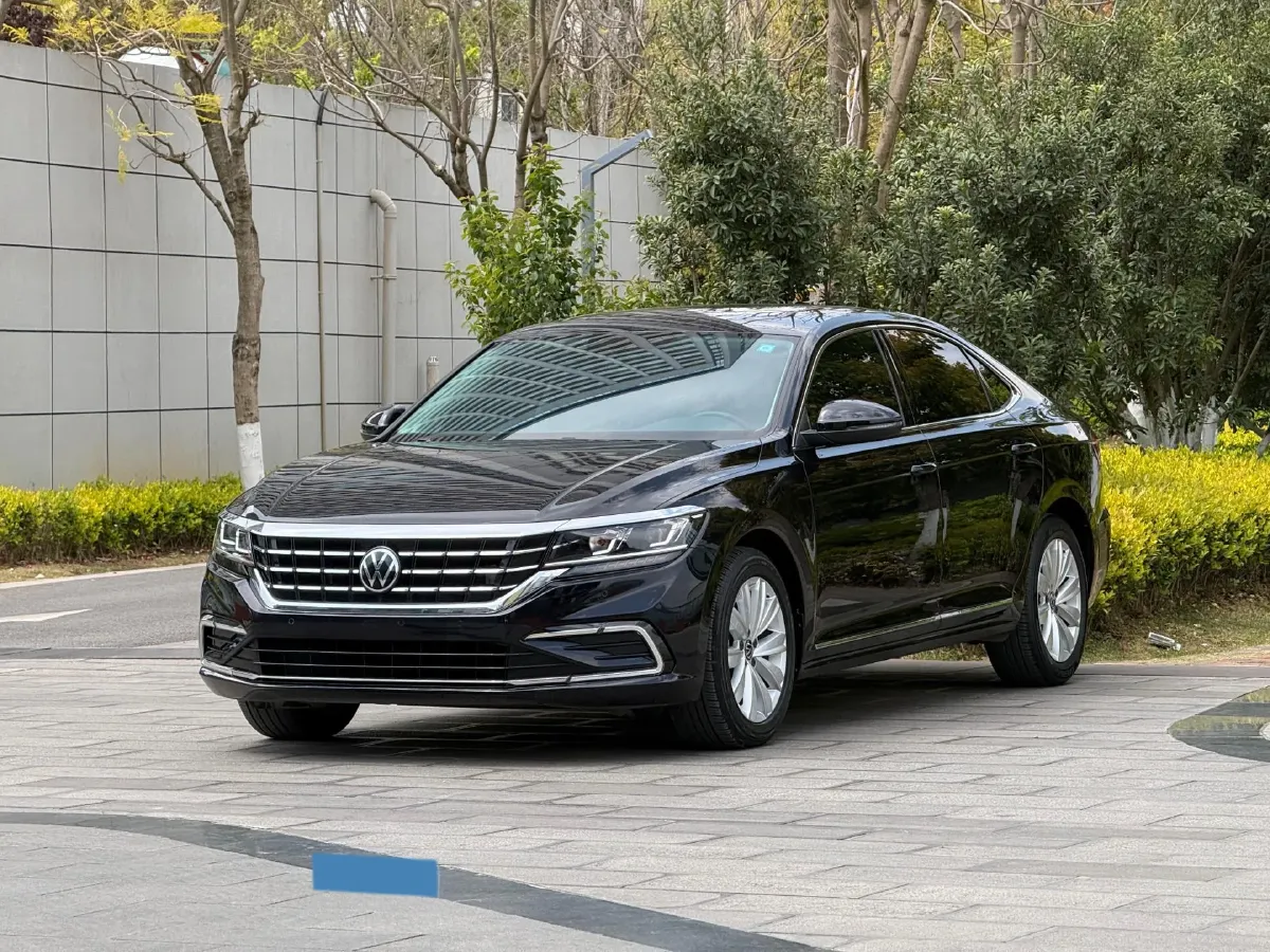 2020 Volkswagen Passat 2.0T 186HP L4 7DCT,autocango,china used car exporter,china ev exporter,chinese used car exporter,chinese used ev exporter