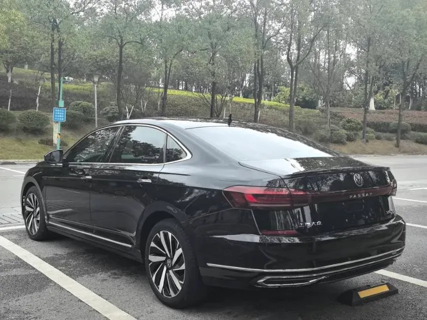 2023 Volkswagen Passat 2.0T 186HP L4 7DCT,autocango,china used car exporter,china ev exporter,chinese used car exporter,chinese used ev exporter