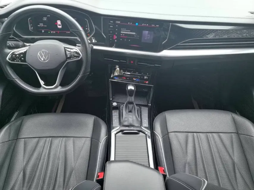 2023 Volkswagen Passat 2.0T 186HP L4 7DCT,autocango,china used car exporter,china ev exporter,chinese used car exporter,chinese used ev exporter