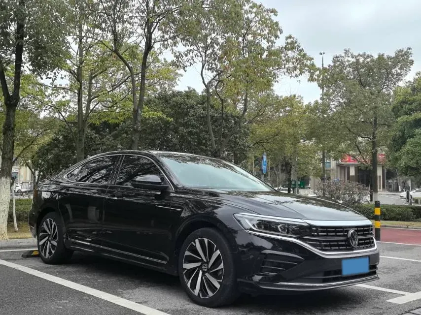 2023 Volkswagen Passat 2.0T 186HP L4 7DCT,autocango,china used car exporter,china ev exporter,chinese used car exporter,chinese used ev exporter