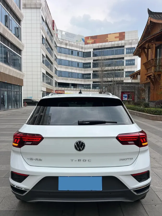 2022 Volkswagen T-Roc 1.4T 150HP L4 7DCT,autocango,china used car exporter,china ev exporter,chinese used car exporter,chinese used ev exporter