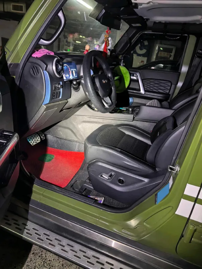 2021 Beijing BJ40 2.0T 163HP L4 8AT,autocango,china used car exporter,china ev exporter,chinese used car exporter,chinese used ev exporter