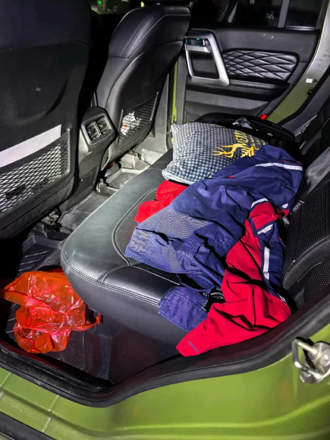 2021 Beijing BJ40 2.0T 163HP L4 8AT,autocango,china used car exporter,china ev exporter,chinese used car exporter,chinese used ev exporter