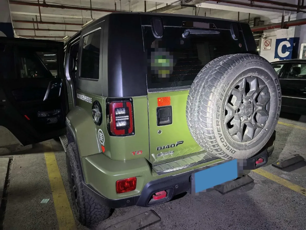 2021 Beijing BJ40 2.0T 163HP L4 8AT,autocango,china used car exporter,china ev exporter,chinese used car exporter,chinese used ev exporter