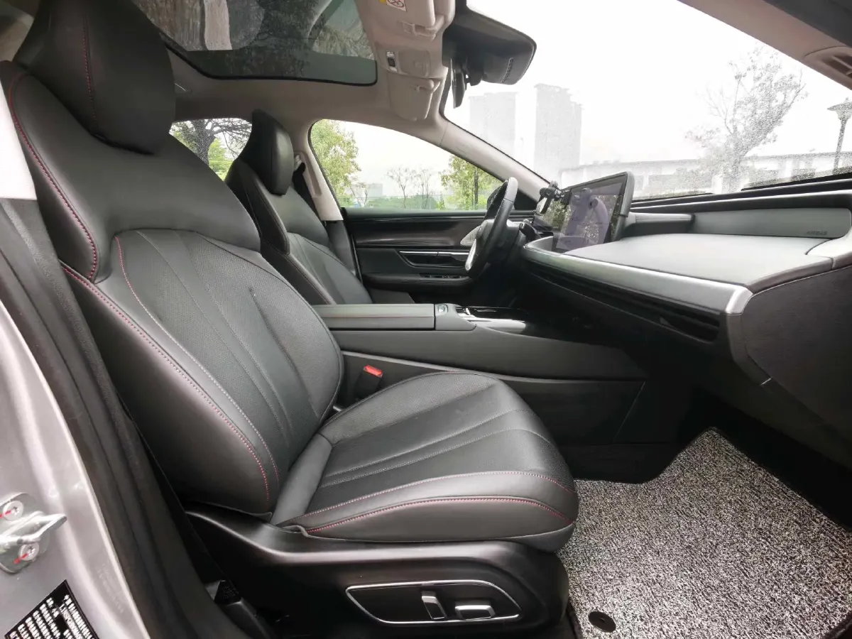 2020 Xpeng P7 BEV 70.8KWH,autocango,china used car exporter,china ev exporter,chinese used car exporter,chinese used ev exporter