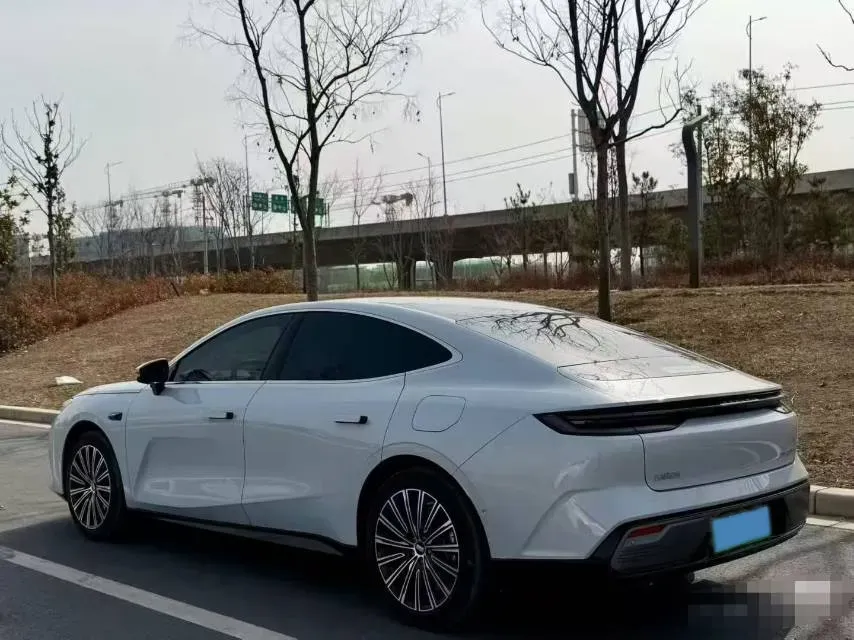 2025 Geely Galaxy Starshine 8 1.5L 112HP L4 1DHT PHEV,autocango,china used car exporter,china ev exporter,chinese used car exporter,chinese used ev exporter