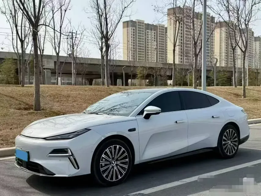 2025 Geely Galaxy Starshine 8 1.5L 112HP L4 1DHT PHEV,autocango,china used car exporter,china ev exporter,chinese used car exporter,chinese used ev exporter