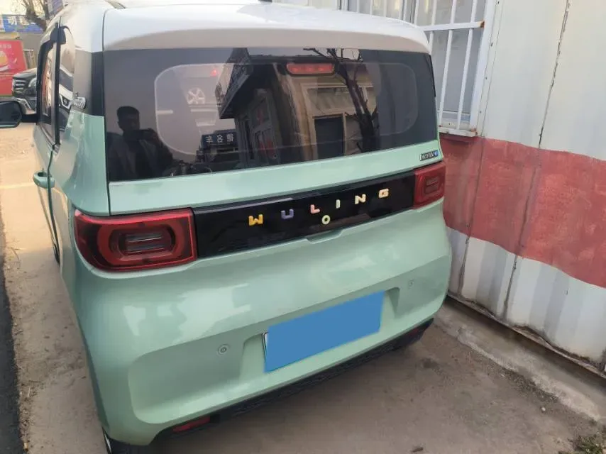 2021 WuLing HongGuang MINI EV BEV 13.9KWH,autocango,china used car exporter,china ev exporter,chinese used car exporter,chinese used ev exporter