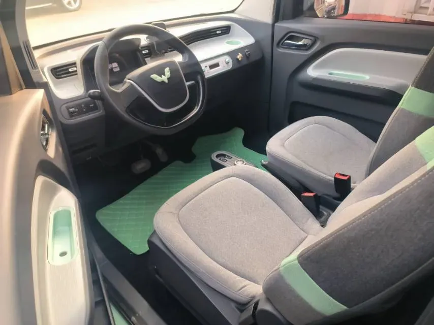 2021 WuLing HongGuang MINI EV BEV 13.9KWH,autocango,china used car exporter,china ev exporter,chinese used car exporter,chinese used ev exporter