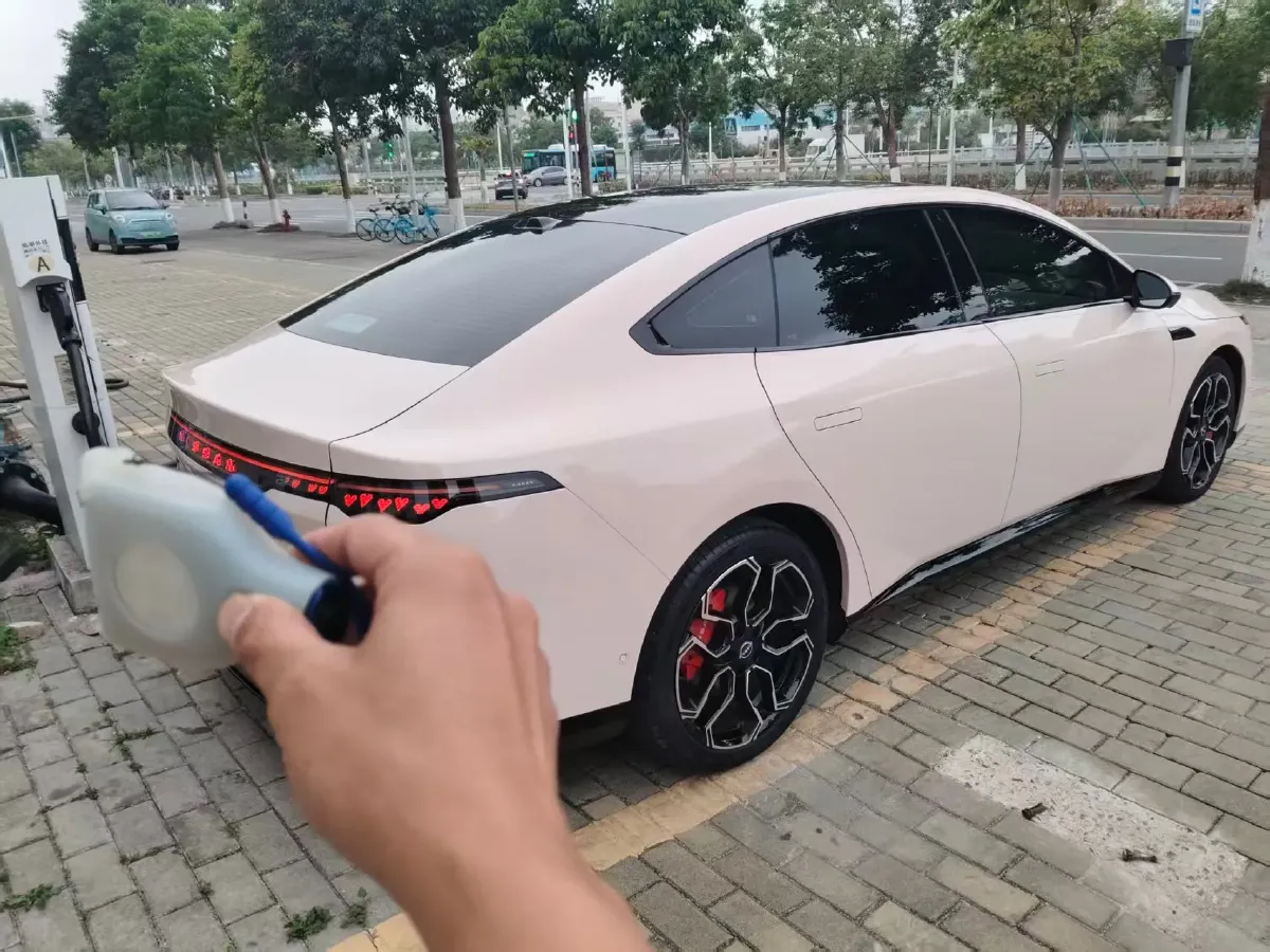 2025 Nissan N7 BEV 73KWH,autocango,china used car exporter,china ev exporter,chinese used car exporter,chinese used ev exporter