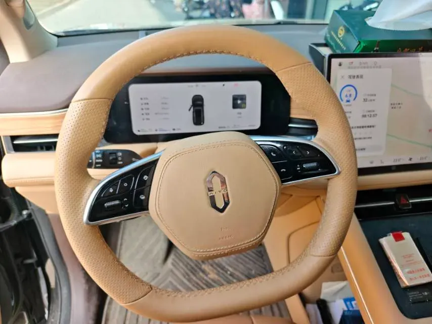 2024 AITO AITO M7 1.5T 152HP L4 REEV 38.5KWH,autocango,china used car exporter,china ev exporter,chinese used car exporter,chinese used ev exporter