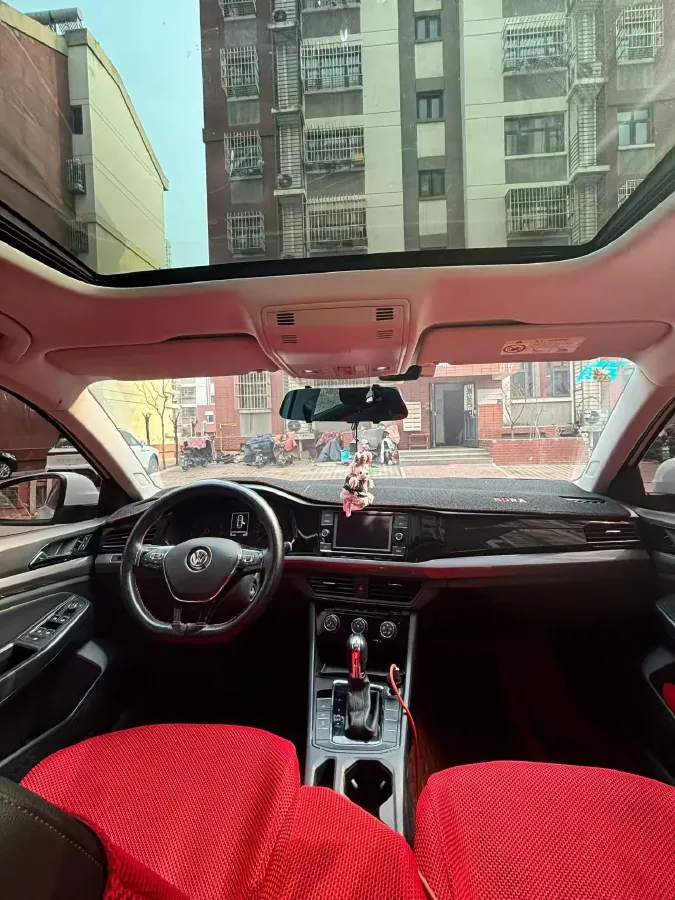 2020 Volkswagen Bora 1.5L 113HP L4 6AT,autocango,china used car exporter,china ev exporter,chinese used car exporter,chinese used ev exporter