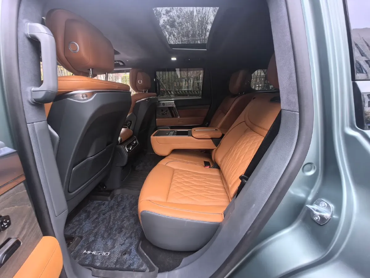 2023 M Hero 917 REEV 197HP 2AT REEV 65.8KWH,autocango,china used car exporter,china ev exporter,chinese used car exporter,chinese used ev exporter