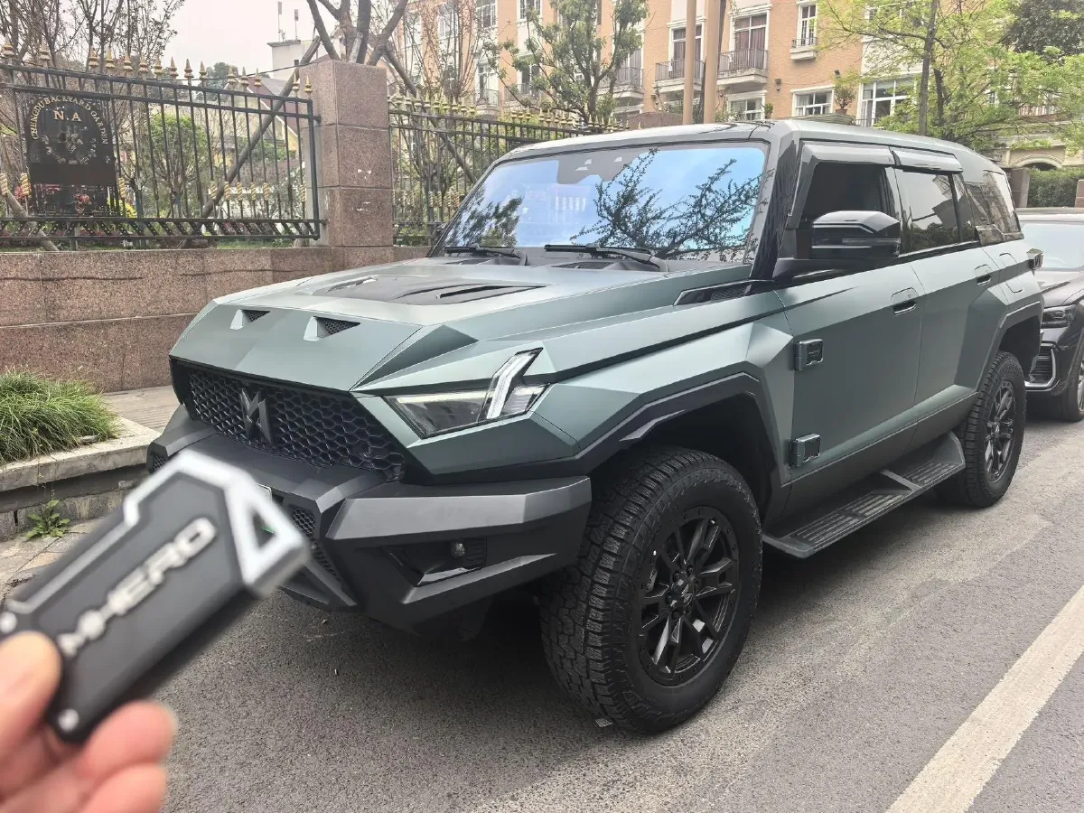 2023 M Hero 917 REEV 197HP 2AT REEV 65.8KWH,autocango,china used car exporter,china ev exporter,chinese used car exporter,chinese used ev exporter