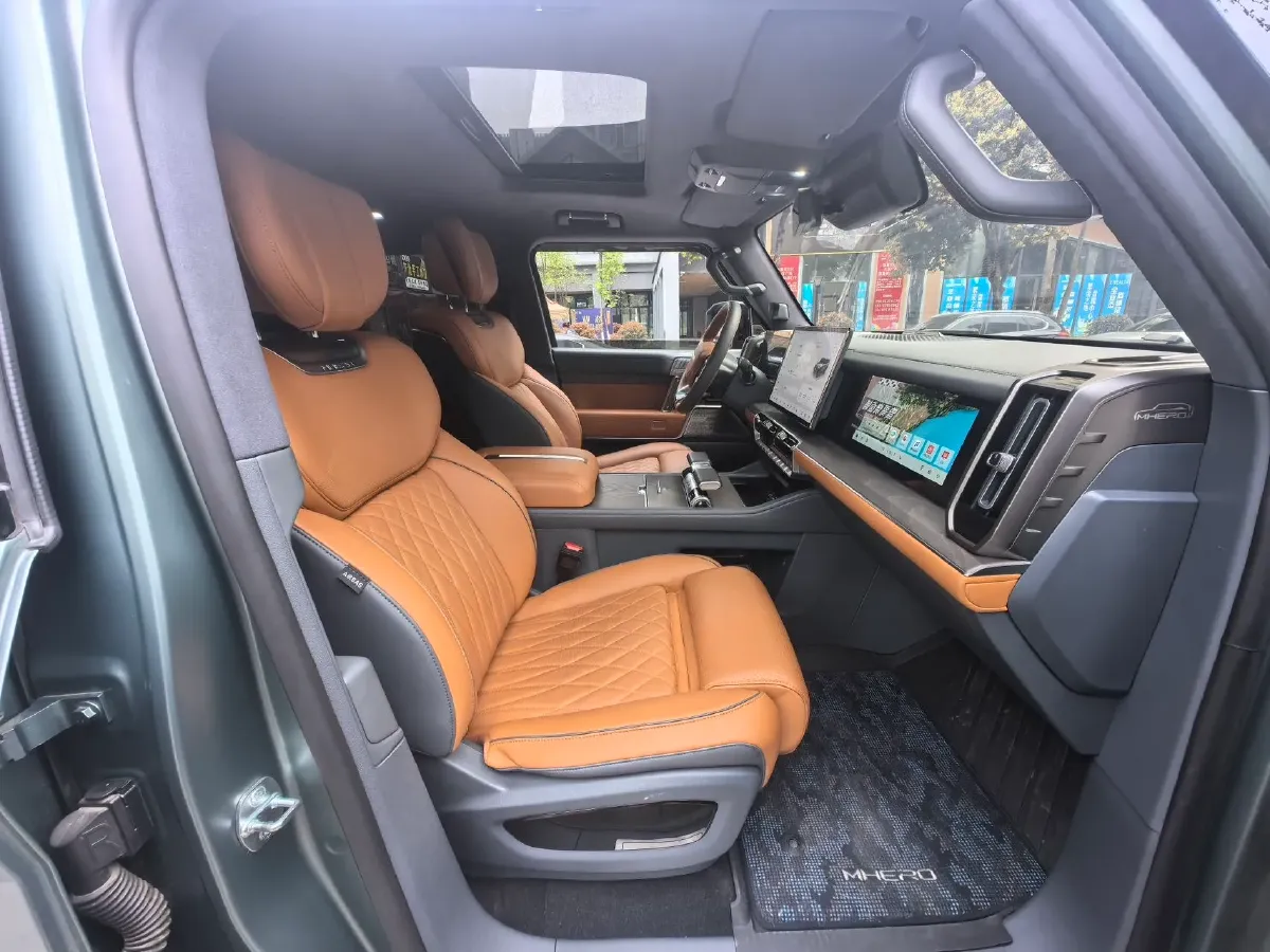 2023 M Hero 917 REEV 197HP 2AT REEV 65.8KWH,autocango,china used car exporter,china ev exporter,chinese used car exporter,chinese used ev exporter