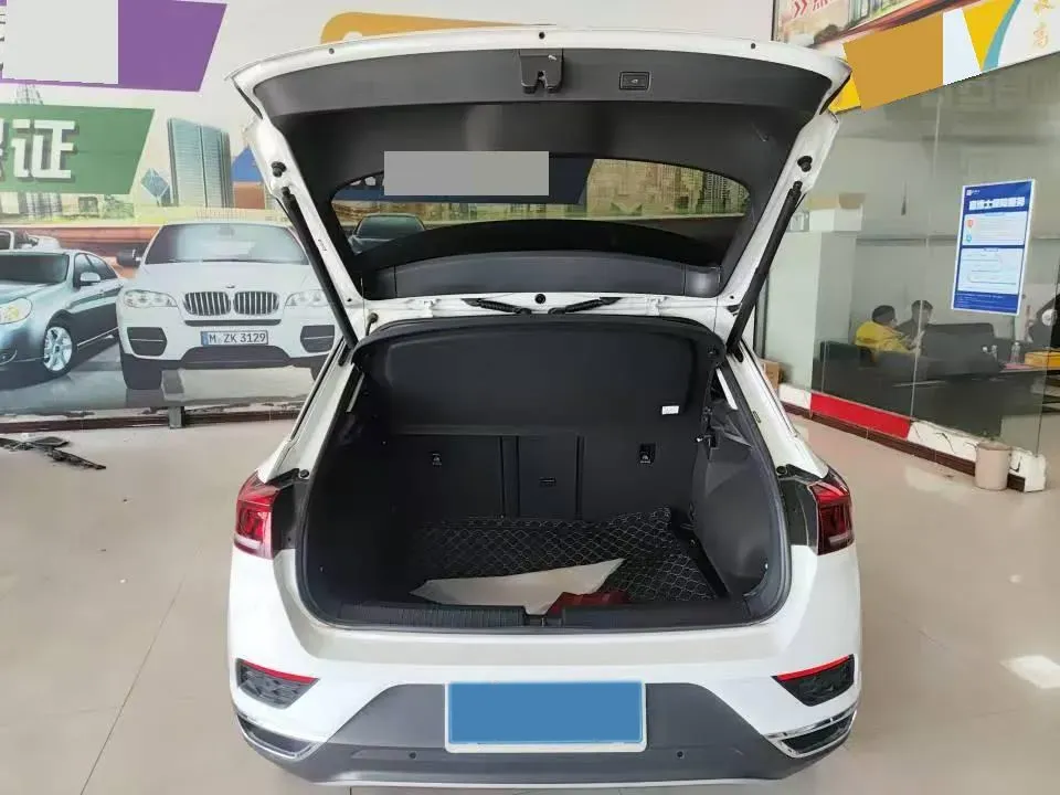 2022 Volkswagen T-Roc 1.4T 150HP L4 7DCT,autocango,china used car exporter,china ev exporter,chinese used car exporter,chinese used ev exporter