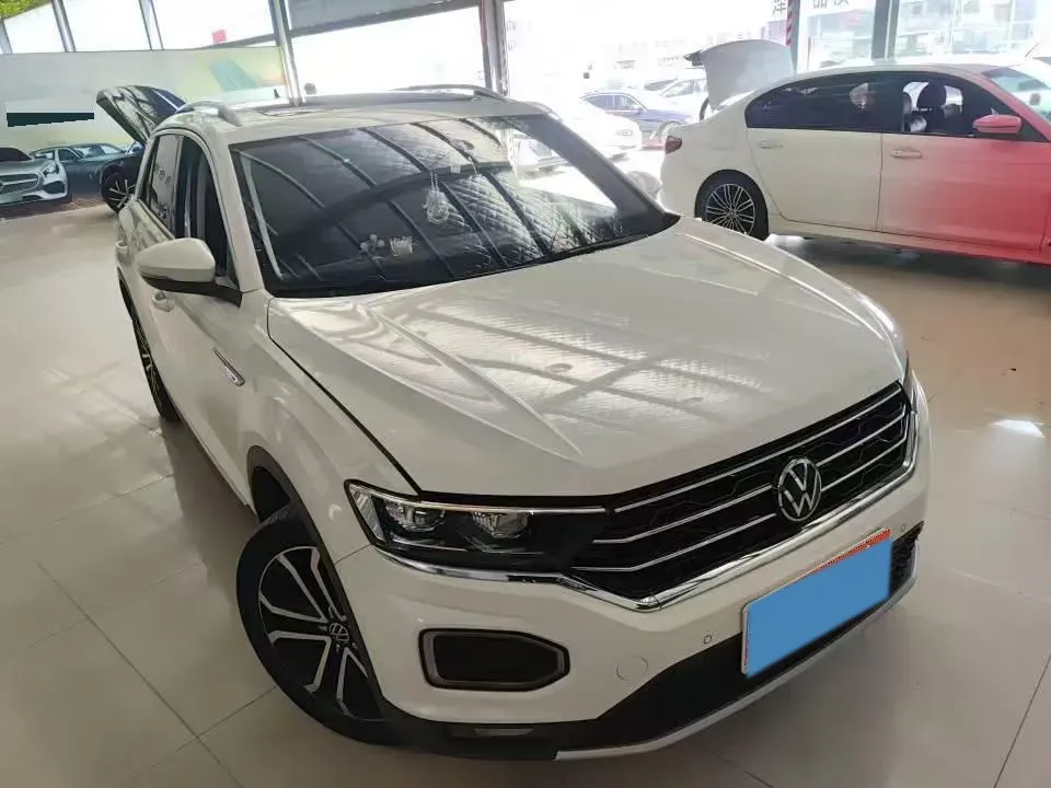 2022 Volkswagen T-Roc 1.4T 150HP L4 7DCT,autocango,china used car exporter,china ev exporter,chinese used car exporter,chinese used ev exporter