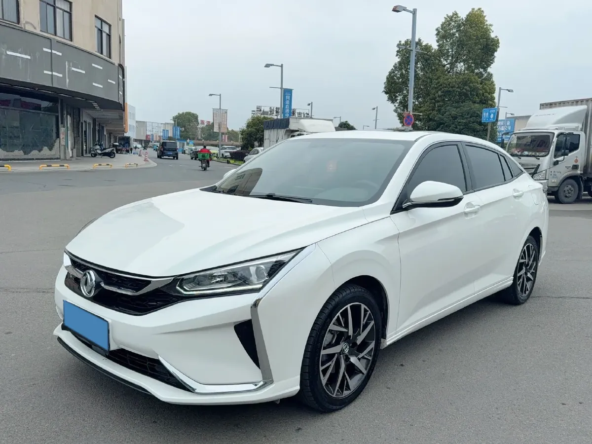2020 DongFeng Aeolus YiXuan 1.5T 150HP L4 6DCT,autocango,china used car exporter,china ev exporter,chinese used car exporter,chinese used ev exporter