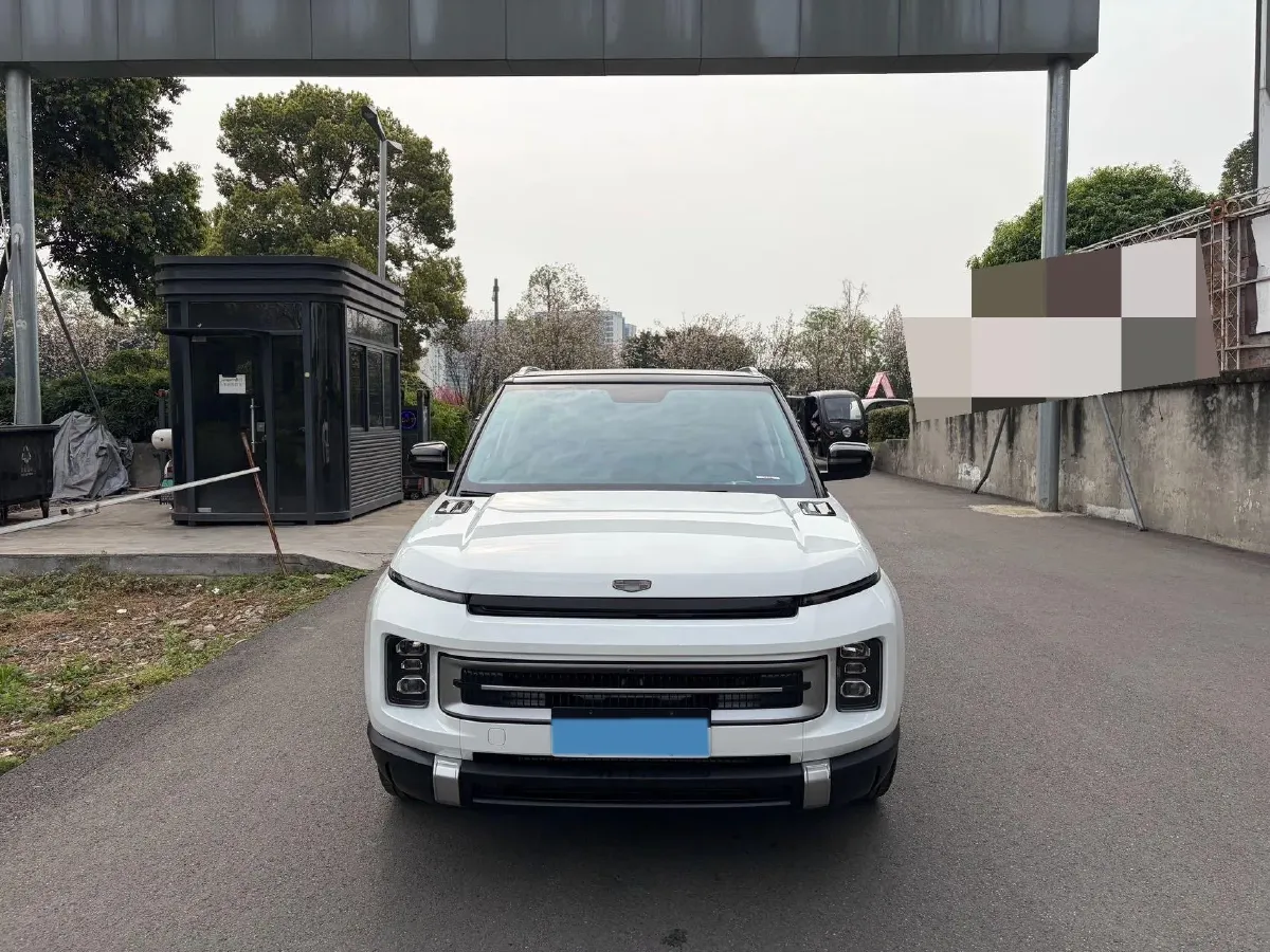 2023 Geely ICON 1.5T 181HP L4 7DCT,autocango,china used car exporter,china ev exporter,chinese used car exporter,chinese used ev exporter