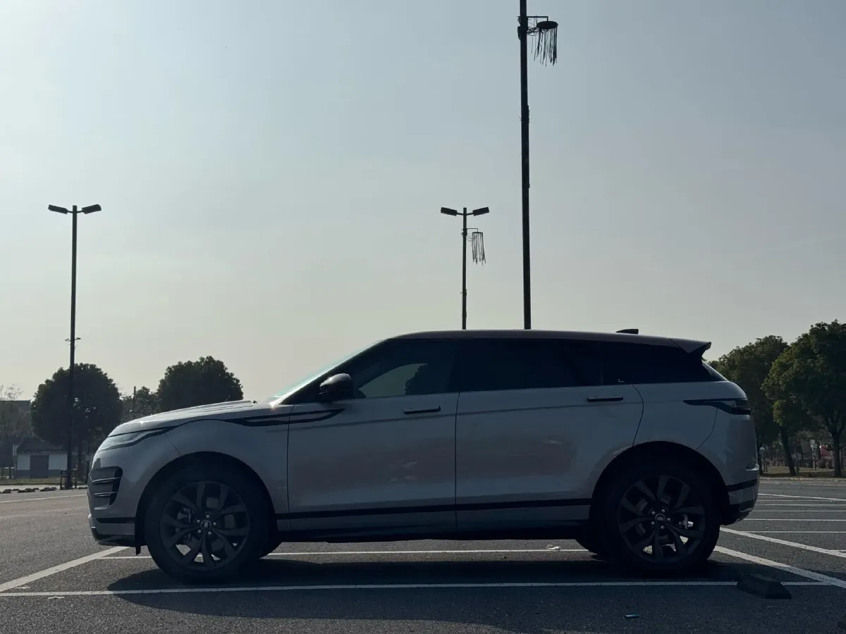 2023 Land Rover Range Rover Evoque 2.0T 249HP L4 9AT,autocango,china used car exporter,china ev exporter,chinese used car exporter,chinese used ev exporter