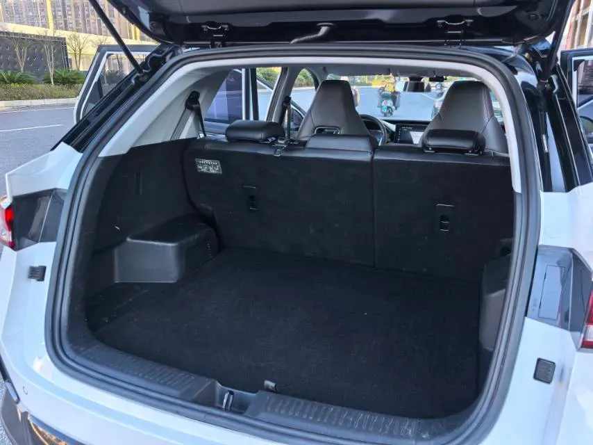 2022 WuLing XingChi 1.5T 147HP L4 CVT,autocango,china used car exporter,china ev exporter,chinese used car exporter,chinese used ev exporter