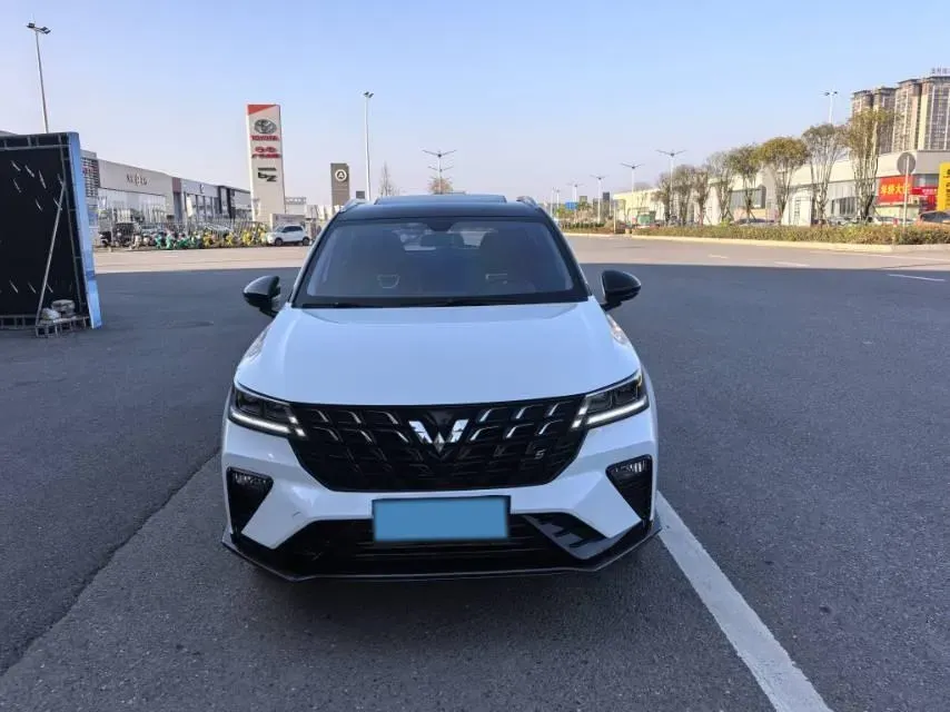 2022 WuLing XingChi 1.5T 147HP L4 CVT,autocango,china used car exporter,china ev exporter,chinese used car exporter,chinese used ev exporter