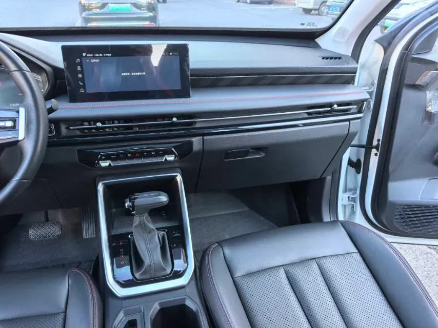 2022 WuLing XingChi 1.5T 147HP L4 CVT,autocango,china used car exporter,china ev exporter,chinese used car exporter,chinese used ev exporter