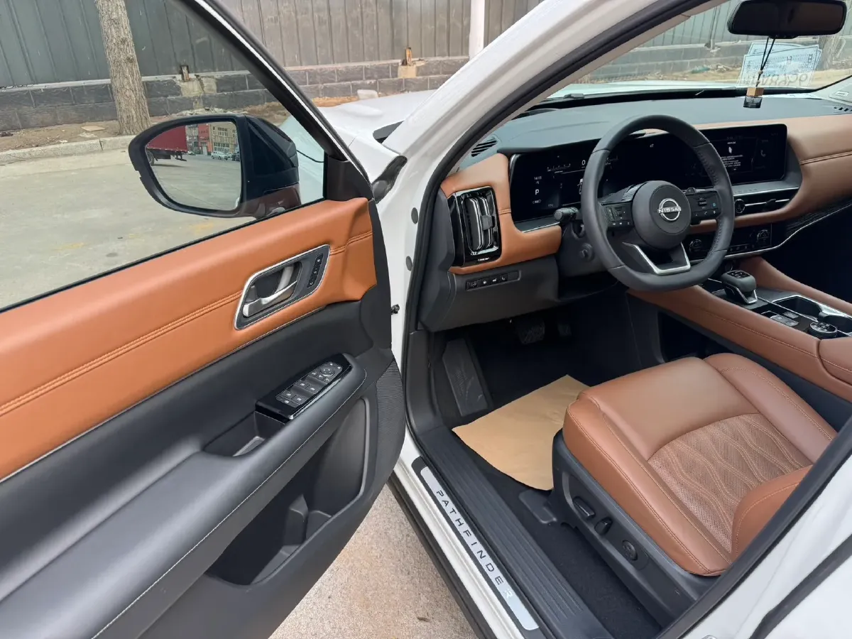 2024 Nissan Pathfinder 2.0T 252HP L4 9AT,autocango,china used car exporter,china ev exporter,chinese used car exporter,chinese used ev exporter