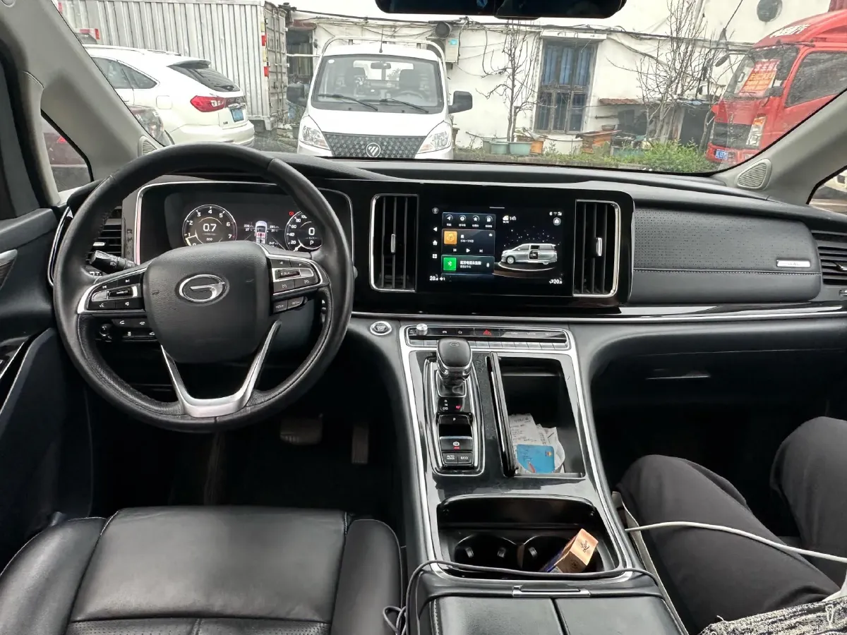 2021 GAC Trumpchi M8 2.0T 252HP L4 8AT,autocango,china used car exporter,china ev exporter,chinese used car exporter,chinese used ev exporter