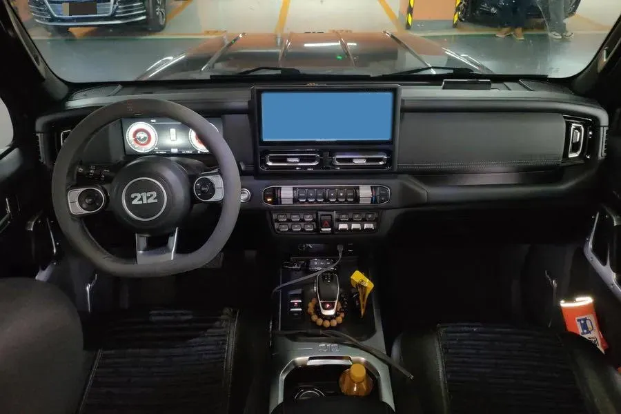 2024 212 212 T01 2.0T 252HP L4 8AT,autocango,china used car exporter,china ev exporter,chinese used car exporter,chinese used ev exporter