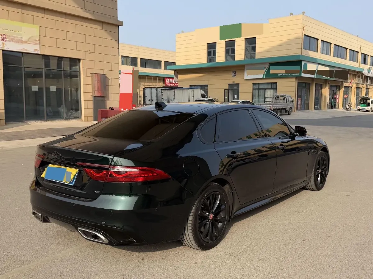 2021 Jaguar XFL 2.0T 250HP L4 8AT,autocango,china used car exporter,china ev exporter,chinese used car exporter,chinese used ev exporter